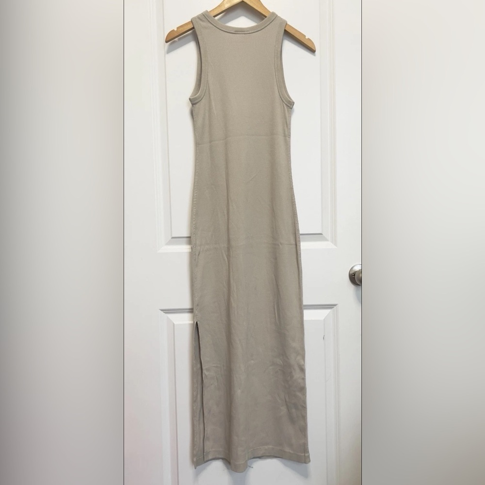 Universal Thread Taupe Rib-Knit Maxi Bodycon Dress Size Medium - Picture 3 of 8